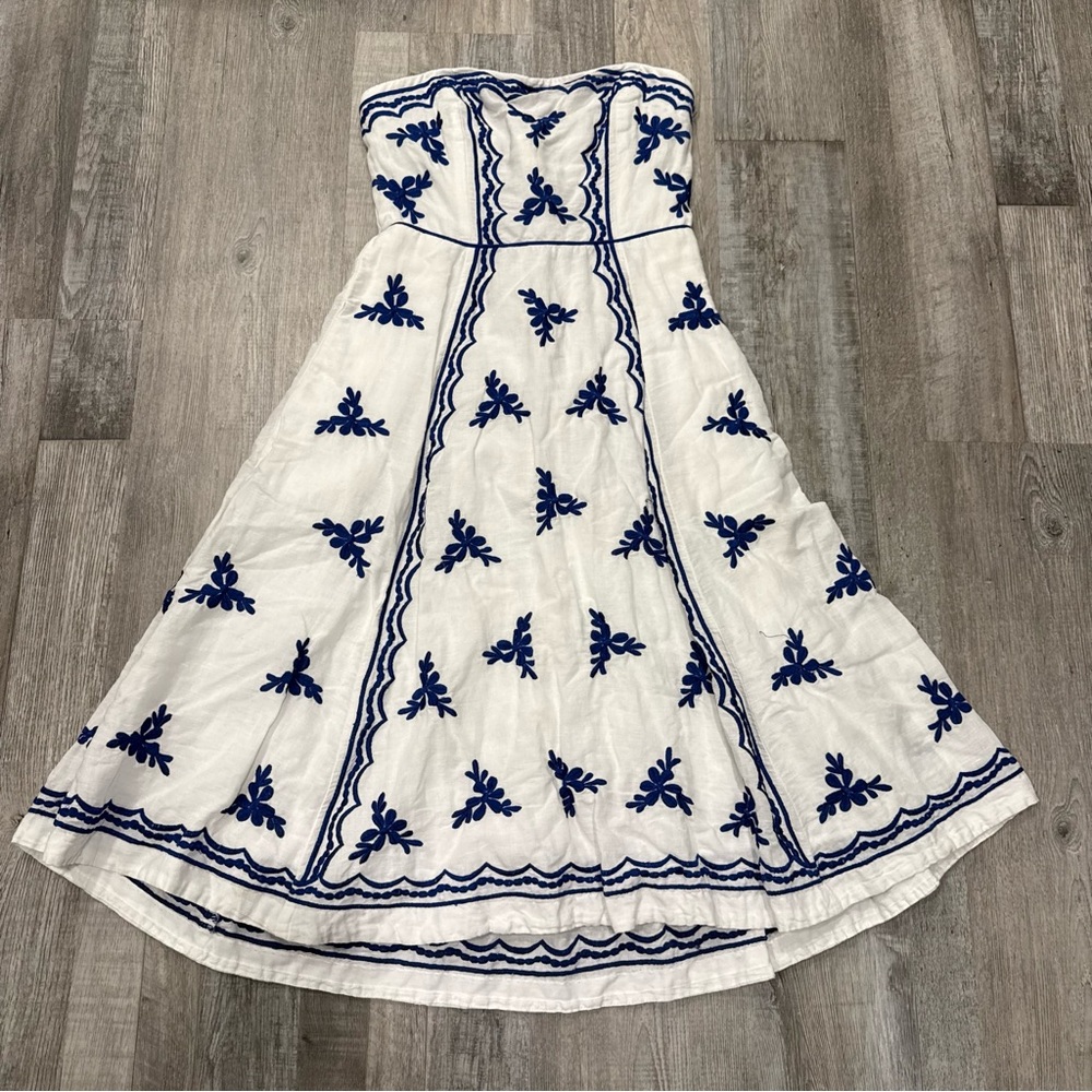 Anthropologie Moulinette Soeurs Embroidered Strapless Lidia linen dress size 2 - Picture 2 of 11